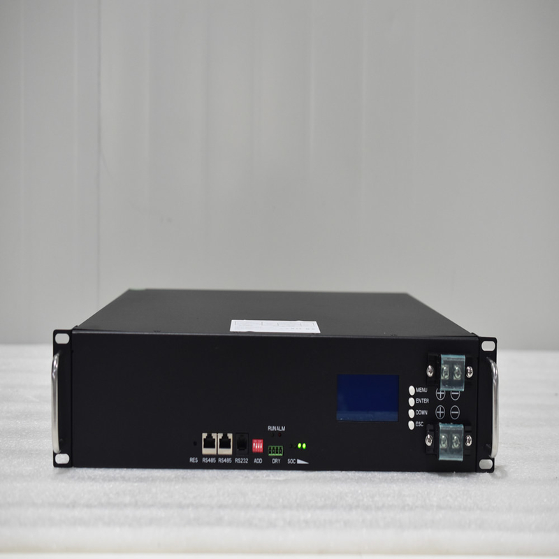 Batterie au lithium Pinsheng 48V 100AH Li-ion Pack pour une longue durée de vie et de sécurité