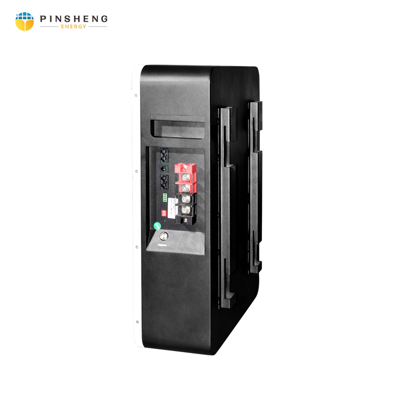 6000 cycles Batteries solaires de stockage 5KWH 48V 100AH Batterie solaire au lithium montée sur le mur