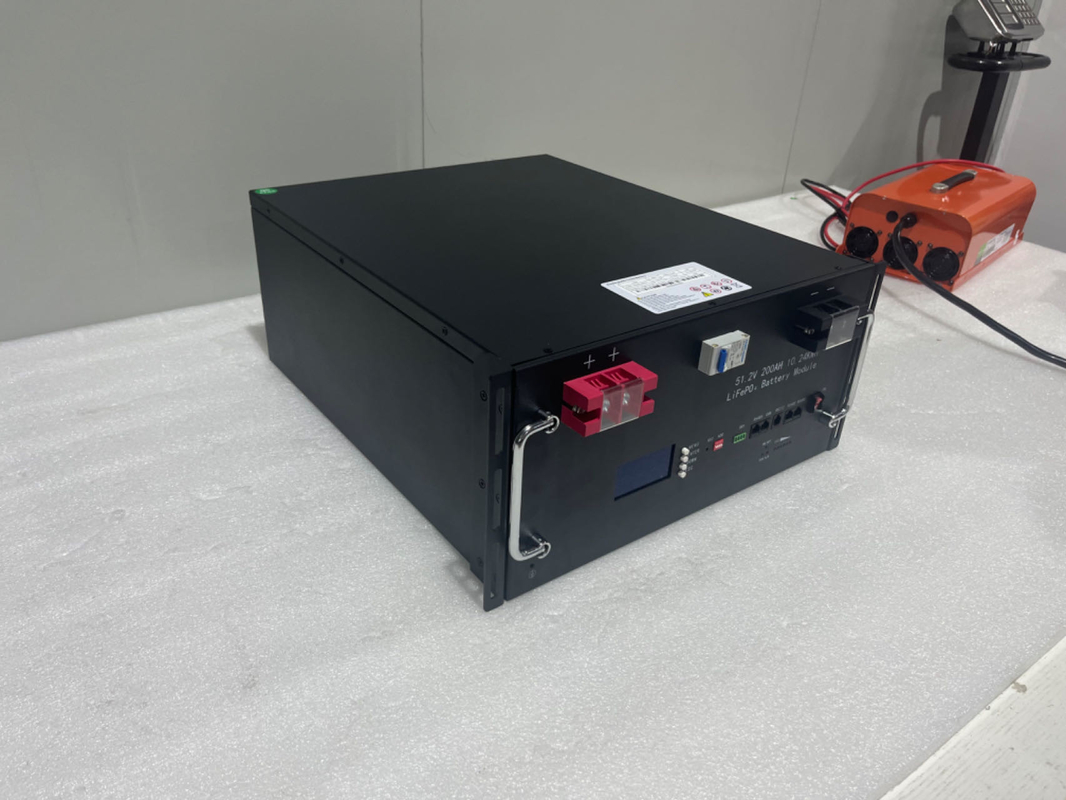 48v 200ah Lifepo4 batterie Pack Rack monté Lifepo4 Lithium Ion Phosphate batterie de grand stockage Lifepo4 batterie cellule