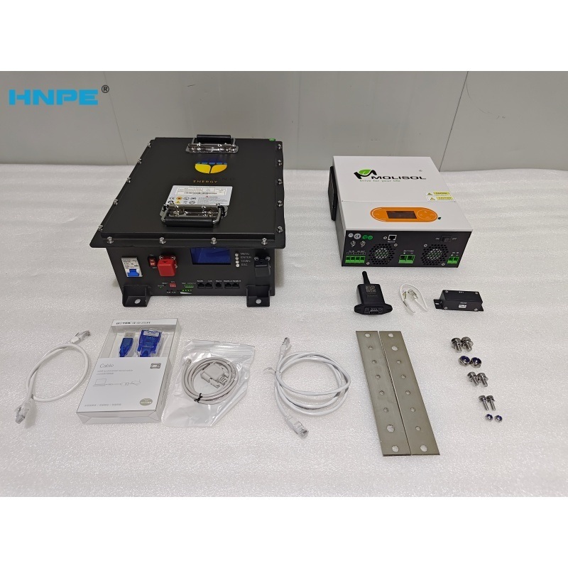 Batterie au lithium LiFePO4 de haute qualité HNPE CE 25,6 V 100 AH, batterie de stockage d'énergie solaire montée en rack avec température de fonctionnement de 0 à 55 °C