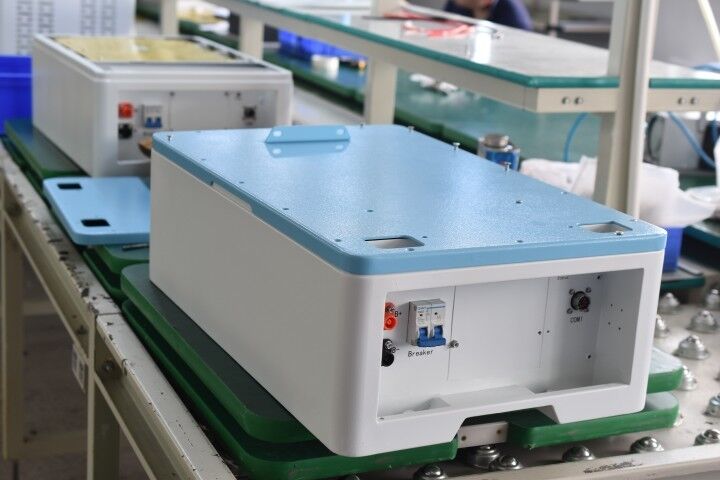 Tout en un ESS 48V 100Ah Système de stockage d'énergie d'usage familial résidentiel Nouvelle batterie solaire Armoire de stockage d'énergie